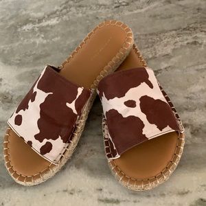 American Eagle Cow Print Sandals